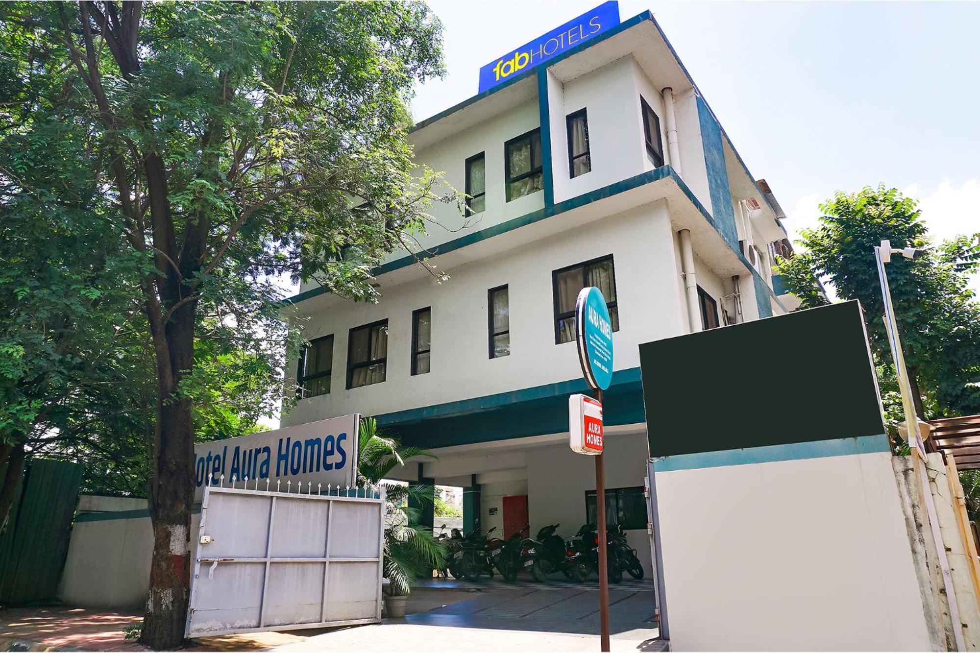 Fabhotel Aura Homes - Nr Khandoba Mandir Pimpri-Chinchwad エクステリア 写真