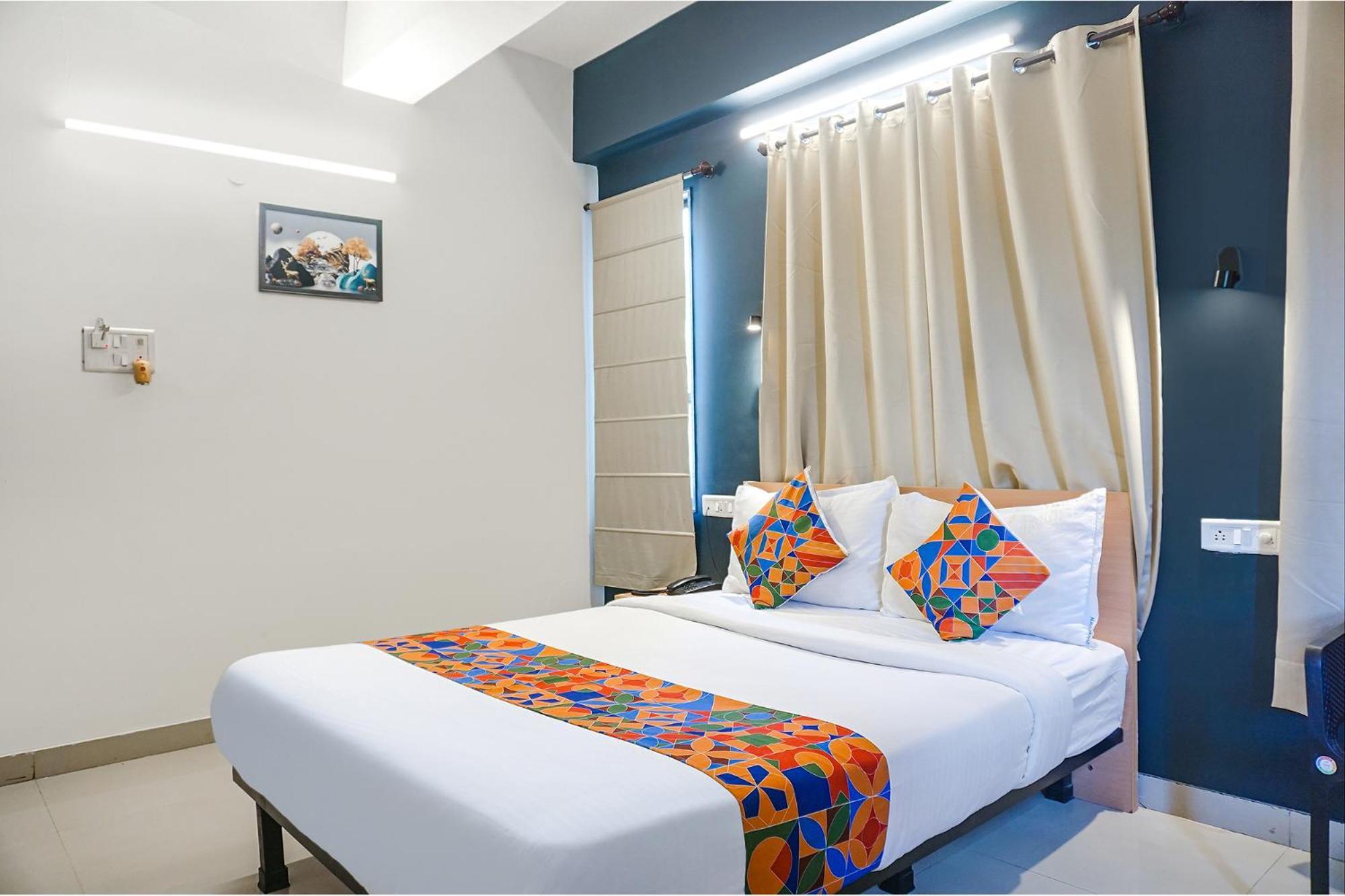 Fabhotel Aura Homes - Nr Khandoba Mandir Pimpri-Chinchwad エクステリア 写真